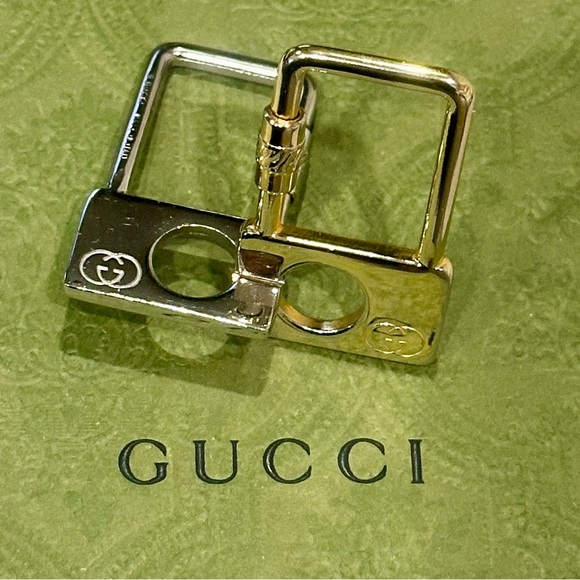 Vintage Gucci Pair Keychain Key Ring Charm Gold Chrome with a Gucci BOX!!! - Picture 2 of 15
